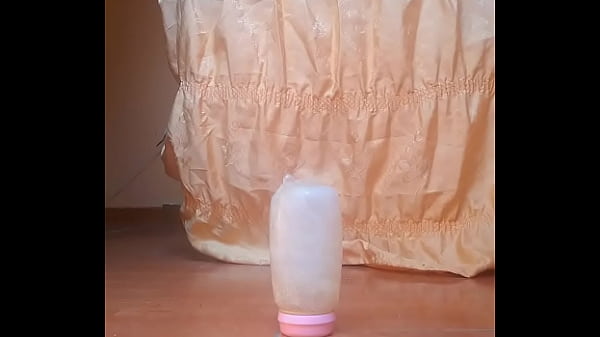 Jugando con mi culito