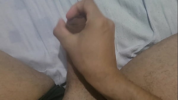 Punheta gostosa com muito tesão