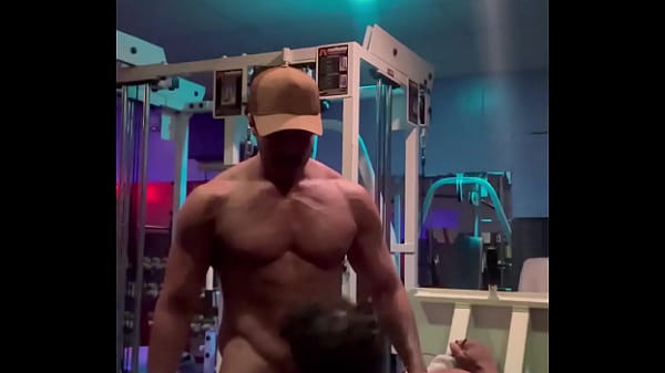 Diego Barros gym hook up