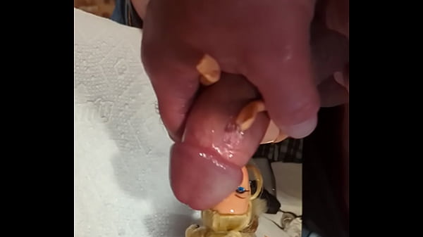 Long stroking and cumming for Barbie