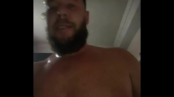 Sweaty Russian bear growls when he cums in a guy
