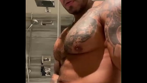 TATUED VIKTOR ROM HUGE COCK Latino horny gay masturbating