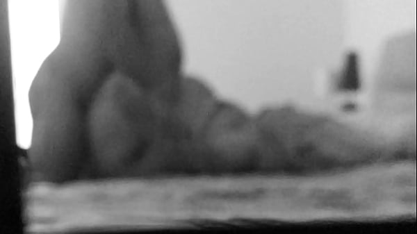 AL DIPUTADO GORDO le gusta TRAGARSE MI PIJA patas al hombro