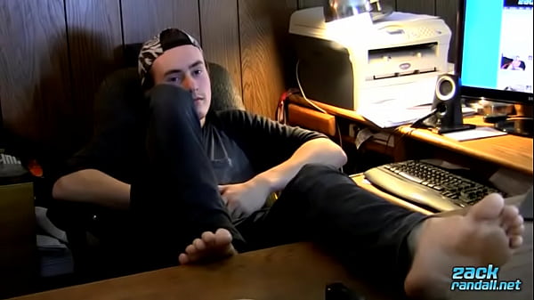 Toned Ty Evans jacks his cock off in front of his computer