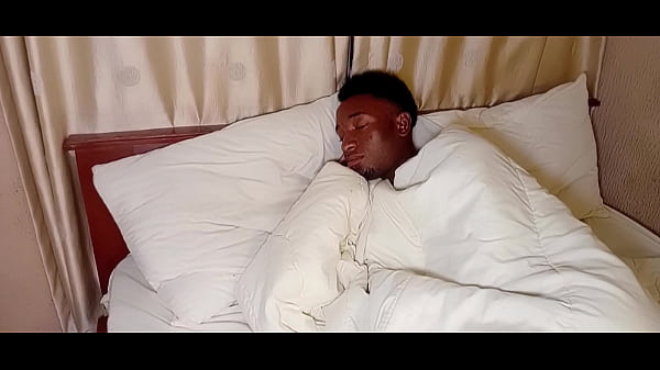 I COULDN’T RESIST HAVING THIS YOUNG BOTTOM SUCK MY DICK