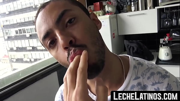 LecheLatinos.com – Another straight Latino caught and raw fucked in a steamy pickup