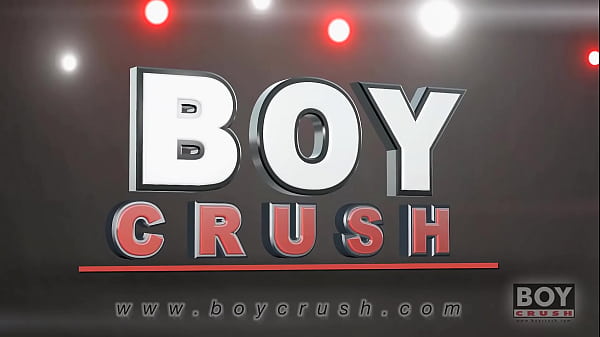 Austin Lock Enjoys Fingering His Ass While Wanking Hard