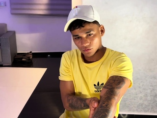 Teen Latino big cock handjob by stranger