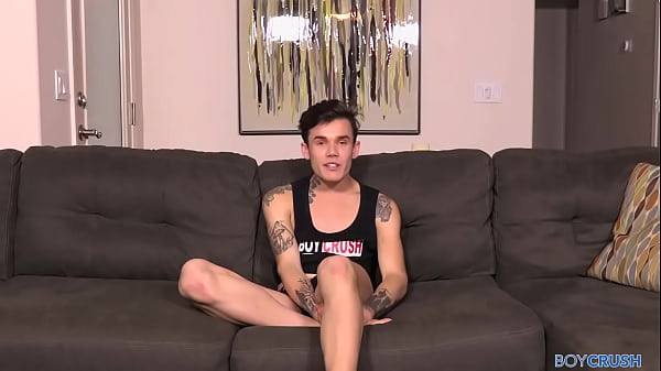 BoyCrush: Tattooed Bailey Summers Takes His Massive Toy Inside His Tight Ass