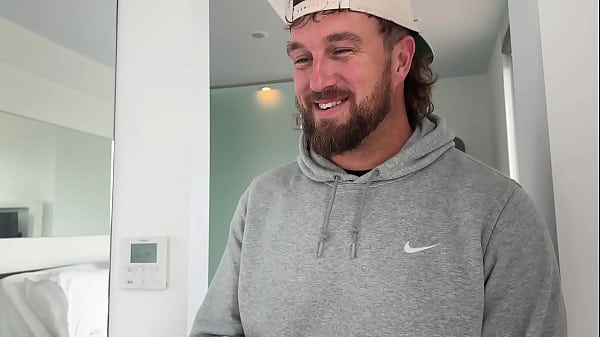 I RECORDED MY BOYFRIENDS FIRST GAY EXPREINCE WITH AN AMERICAN