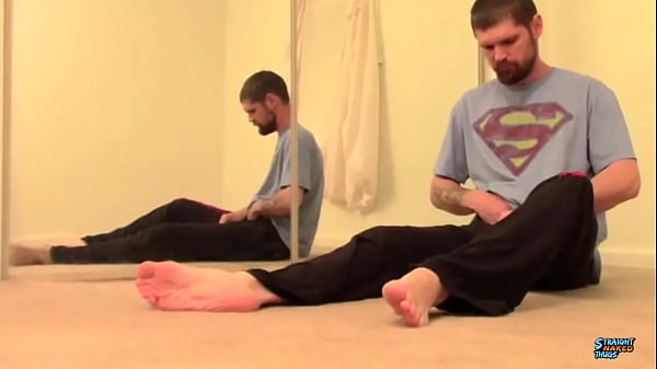 StraightNakedThugs: Hefty Nolan Worships His Cock With His Big Hands