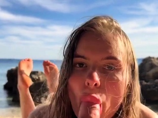 Babe Gets Fucked and Creampied on the Beach – Amateur