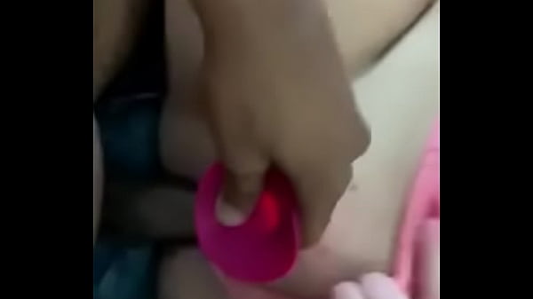 Making her cum while I fill that pussy up