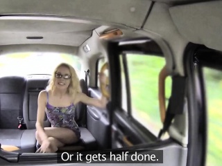 Petite April gets a helping hand and sucks taxi drivers dick