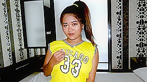 Curvy Thai BBW amateur girl Pim paid royally for sex on camera