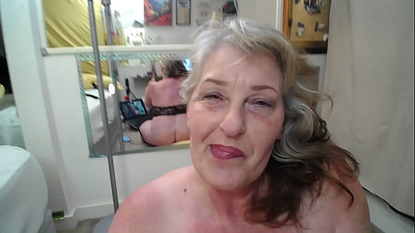 1092 VORE fantasy from DawnSkye… When I was kissing Daniel he tasted so good I ended up eating him whole