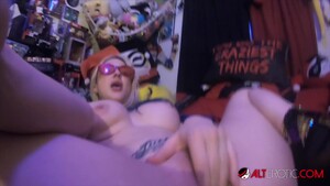 Naughty Quarantine fun with tattooed cutie Leya Falcon